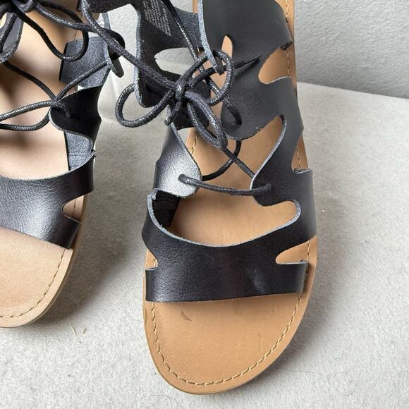 Gap Gladiator Sandals Black White Cutout Flat Heels Lace Up Womens Size 9 - Picture 2 of 8